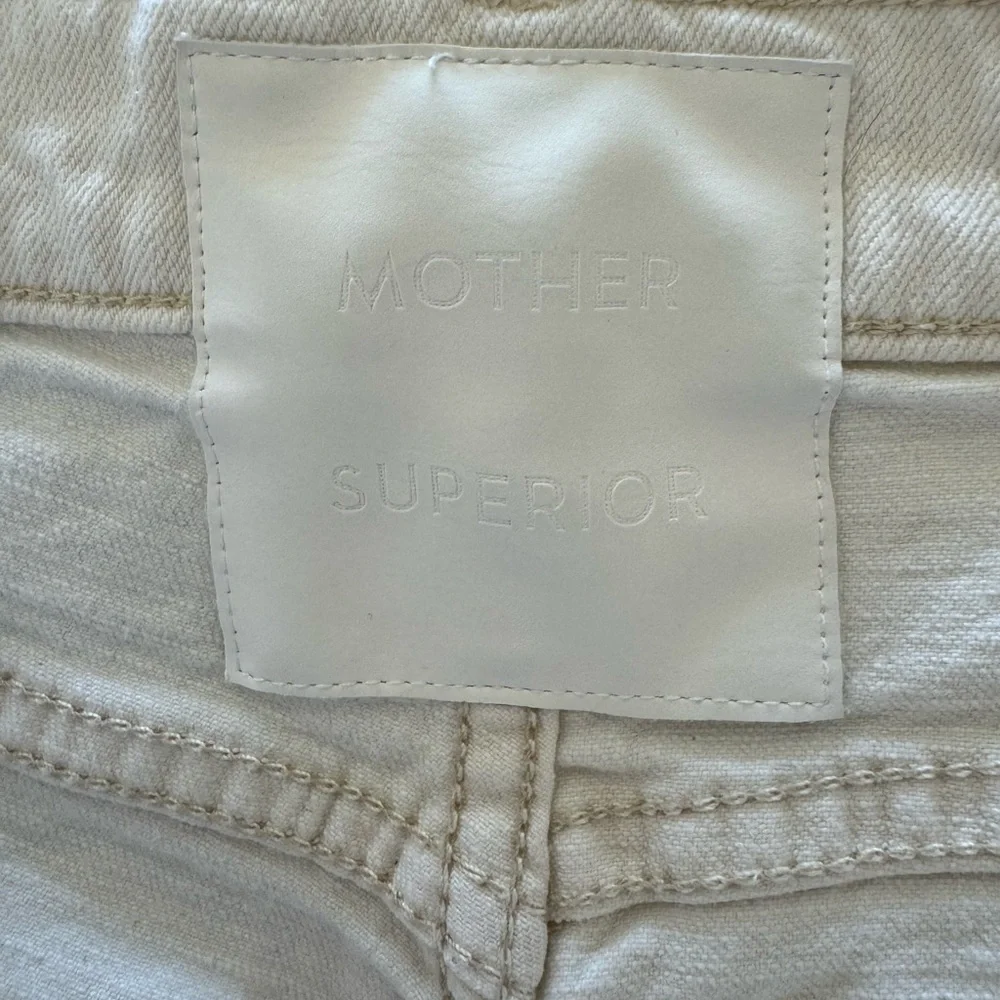 MOTHER Superior Jeans - Picture 9 of 10